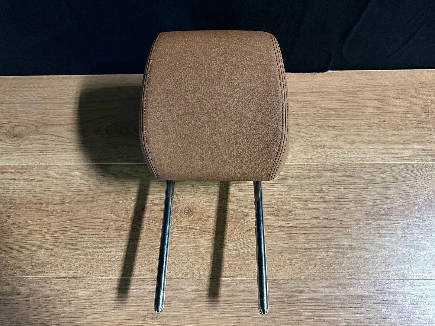 Hoofdsteun BMW F30 3-Serie Leder Beige/Bruin head rest usado en Menorca