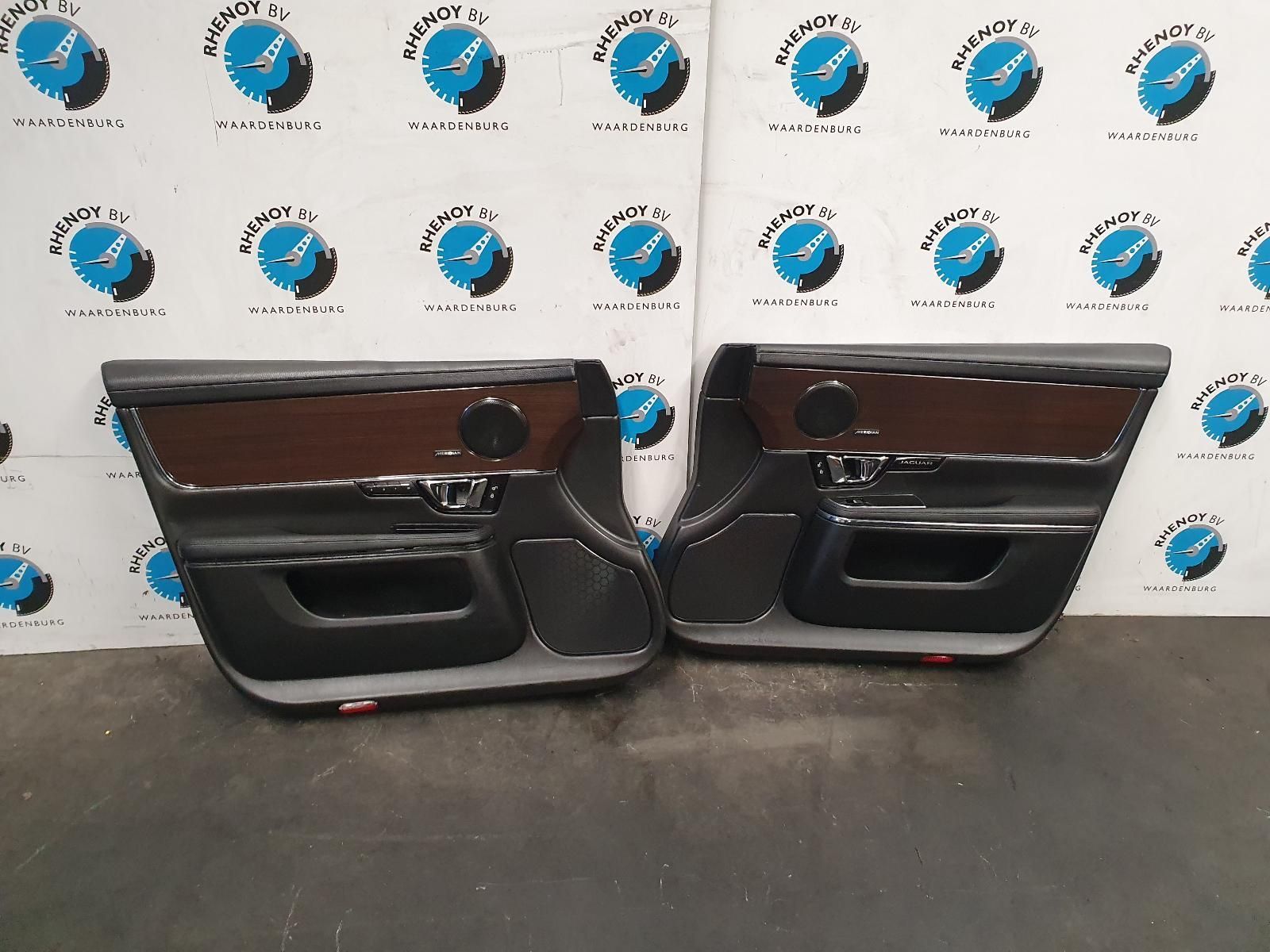 Jaguar XJ Zwart leder interieur pas 24000 km 2015 complete interior usado en Menorca foto 8