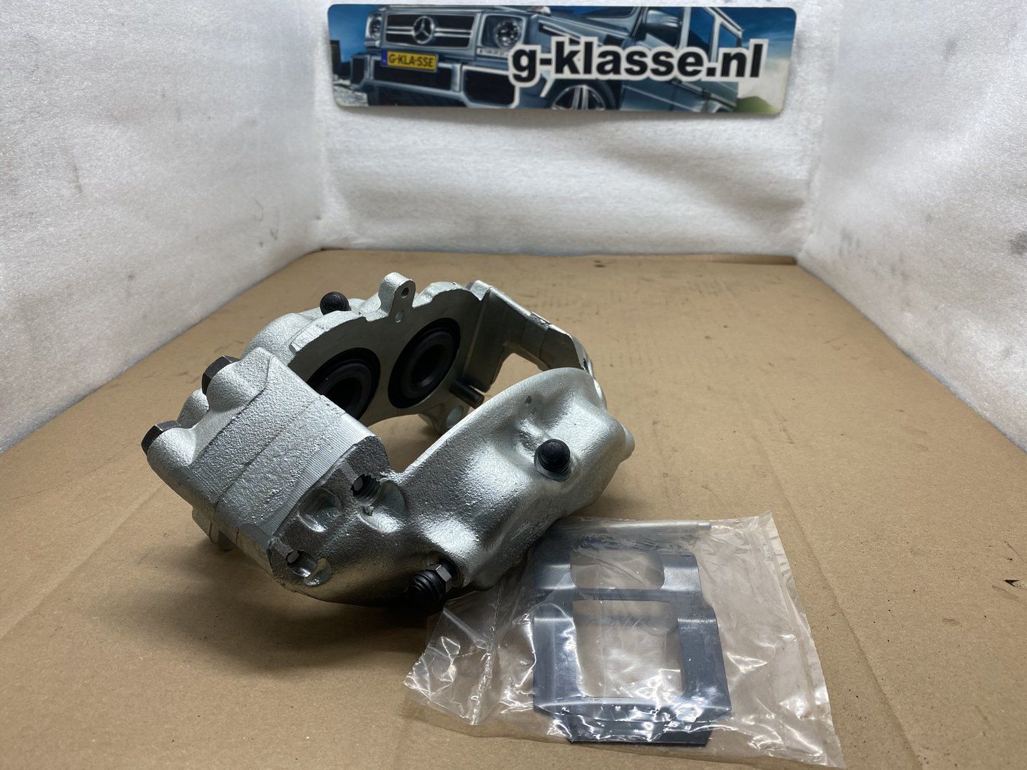 W463 Remklauw vooras (Links) caliper usado en Menorca