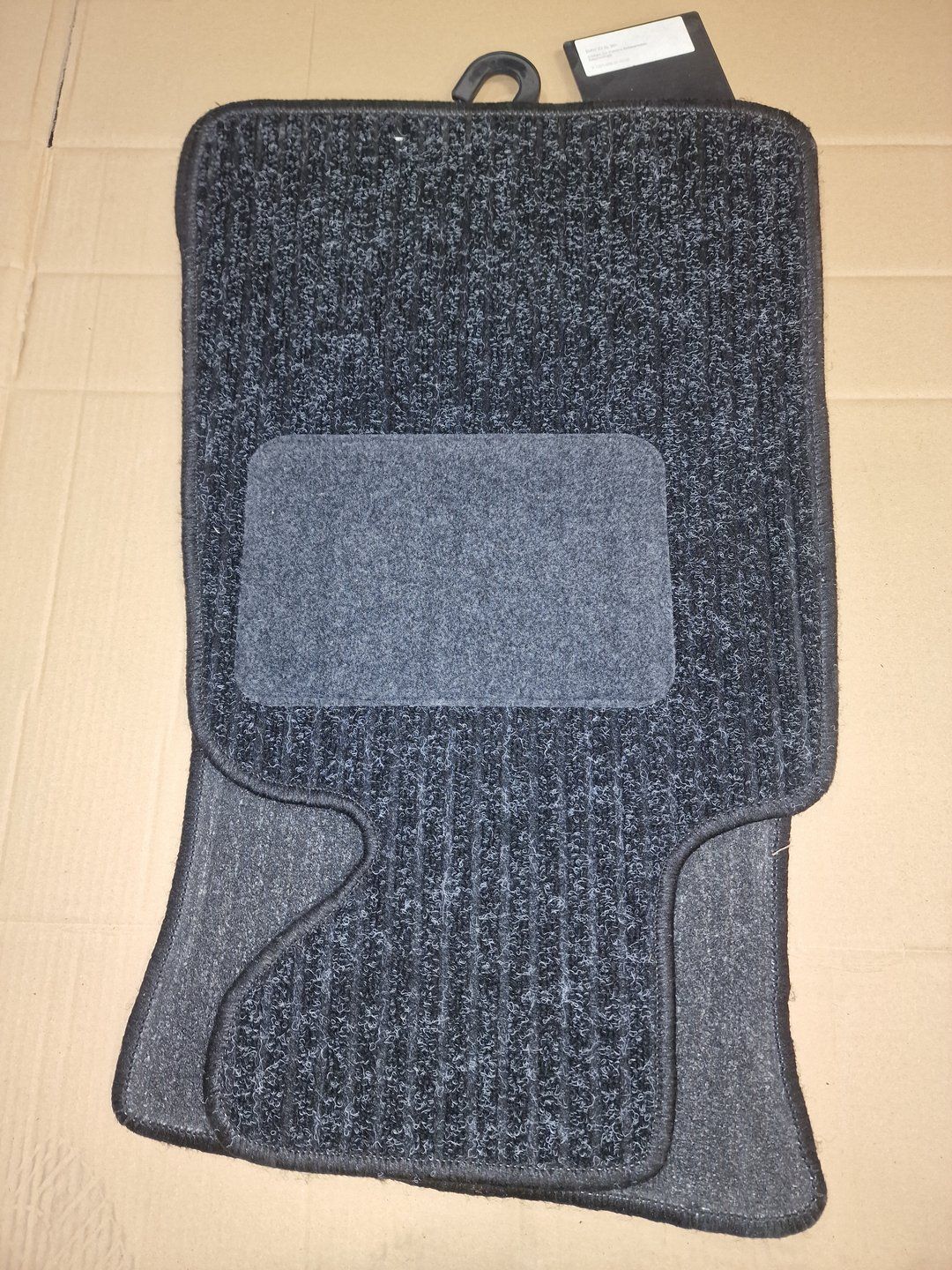 Automatten set 4-delig 21201009320000 zwart / grijs voor BMW Z3 niet originalineel car mats complete usado en Menorca