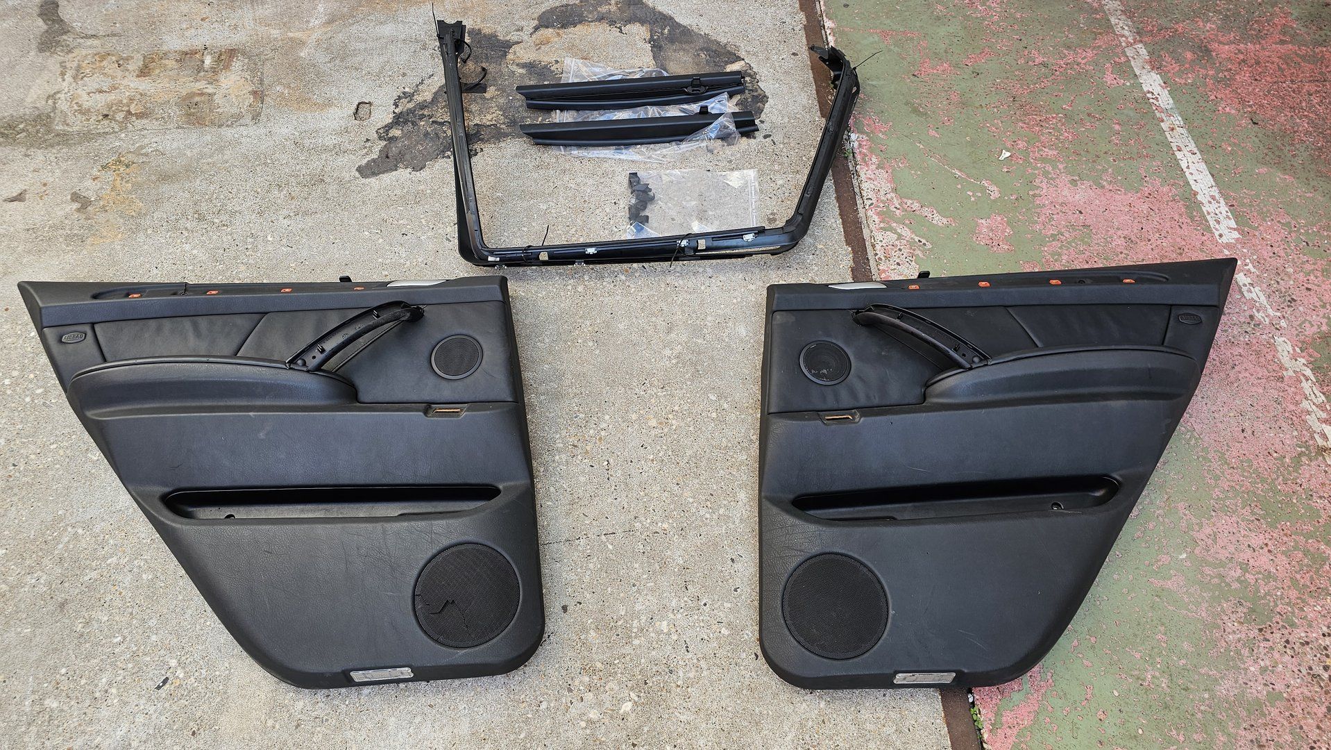 Zonneschermen zonnerollo 6 dlg. BMW X5 E53 sunscreen complete set usado en Menorca