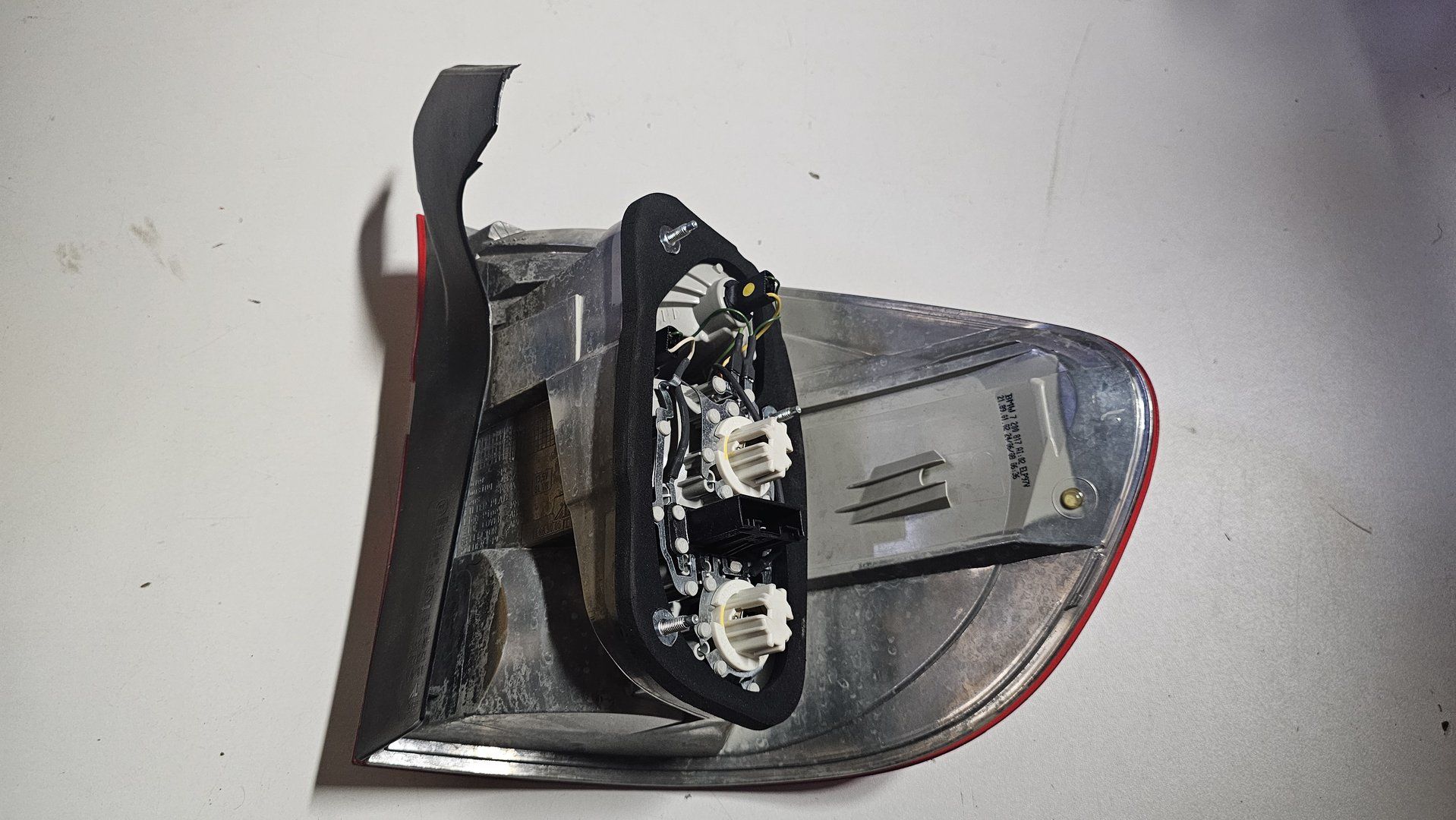 Achterlicht LED rood op zijpaneel links lichte kras BMW X5 E70 63217200817 7200817 tail light single usado en Menorca foto 7