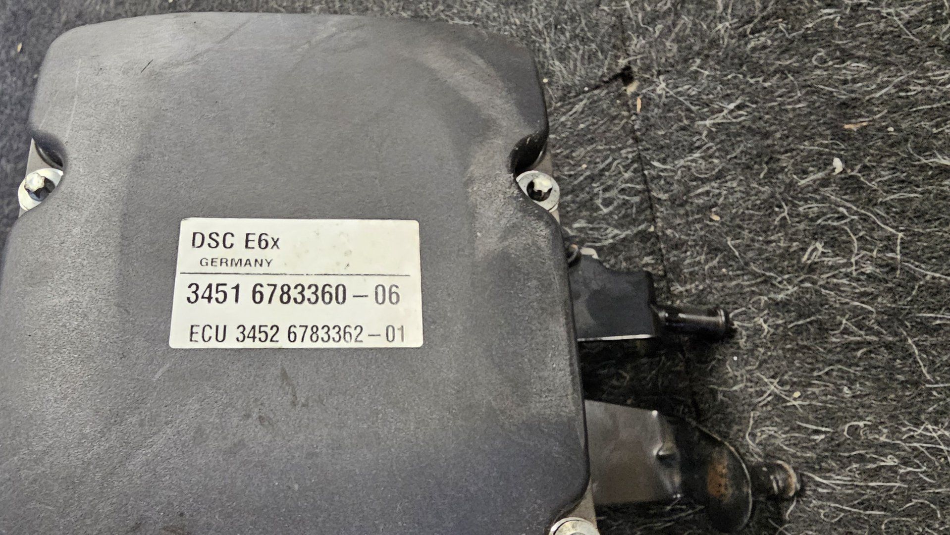 ABS Pomp BMW 5 / 6 serie E60 E61 E63 E64 LCi 34516774679 6774679 4516783360 783360 0 265 250 217 abs pump usado en Menorca foto 2