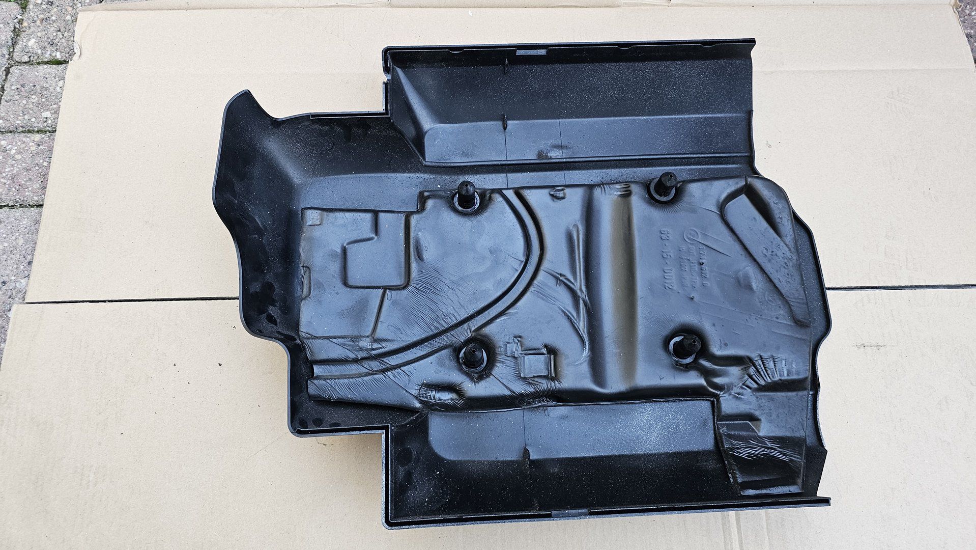 Afdek kap motor M62 BMW 7 serie E38 M62 1745612 engine cover usado en Menorca foto 3