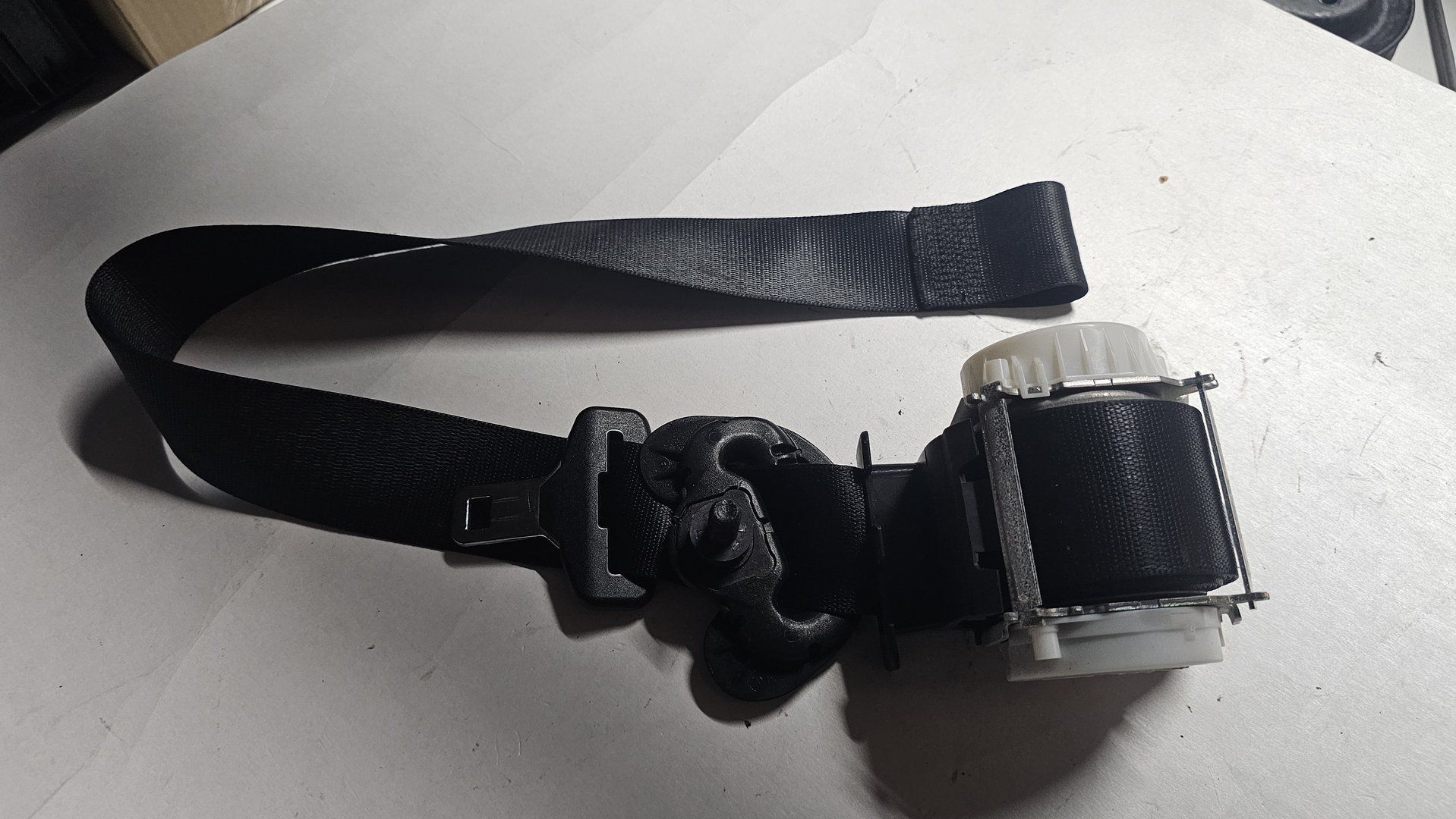 Gordel bovengordel zwart rechtsvoor BMW 1 / 3 serie E81 E92 + LCi 72119138246 9138246 34003268 seatbelt single usado en Menorca foto 3