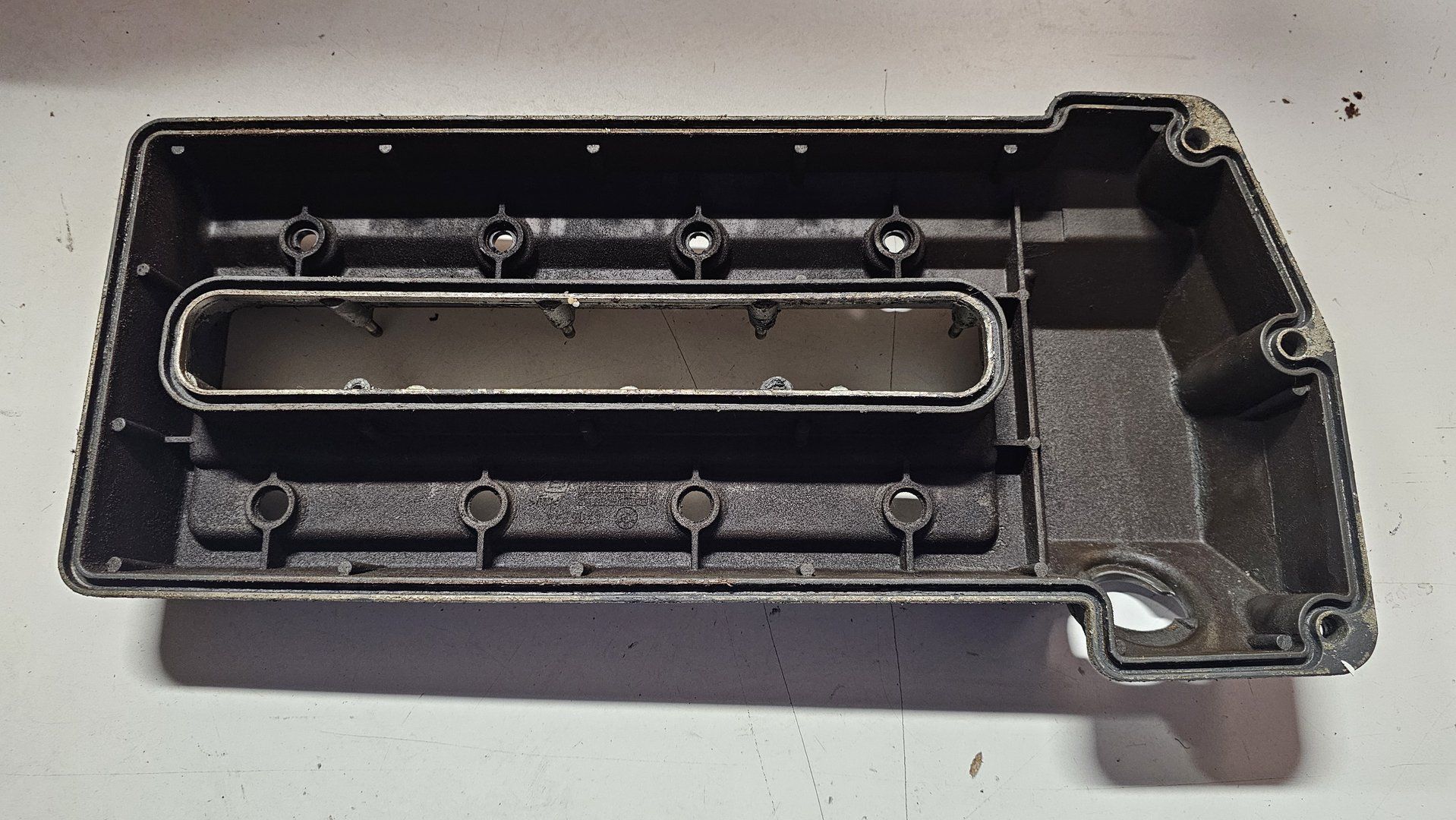 Klepdeksel links M62 BMW X5 serie E53 11121703179 1703179 valve cap usado en Menorca foto 3