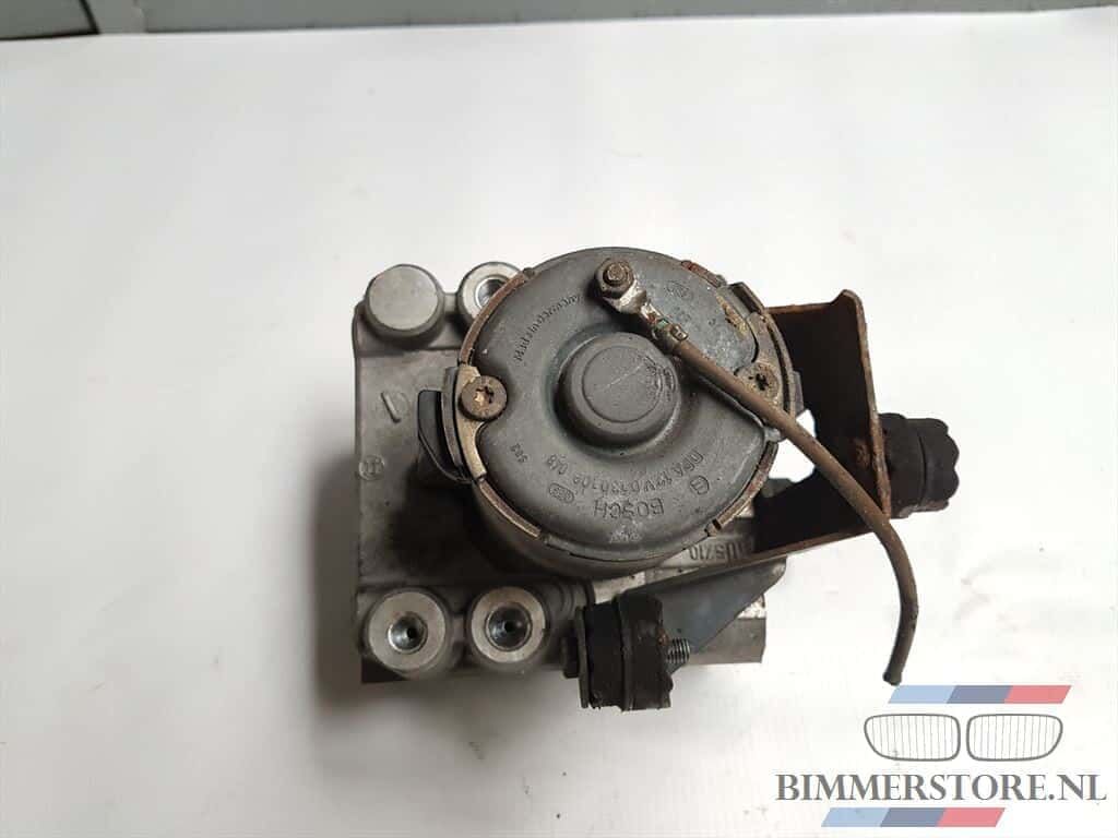 ABS pomp BMW 5-serie E34 34511163026 1163026 abs pump usado en Menorca
