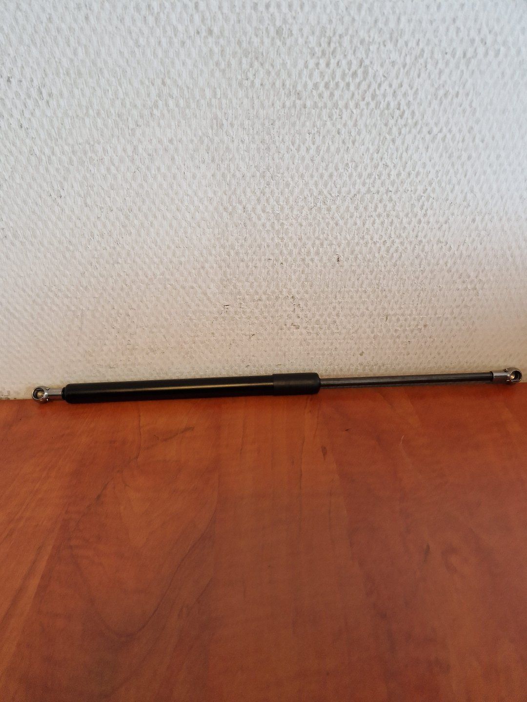 Gasveer Achterklep Porsche 928 P23813 gas spring gas spring dampers rear lid single usado en Menorca
