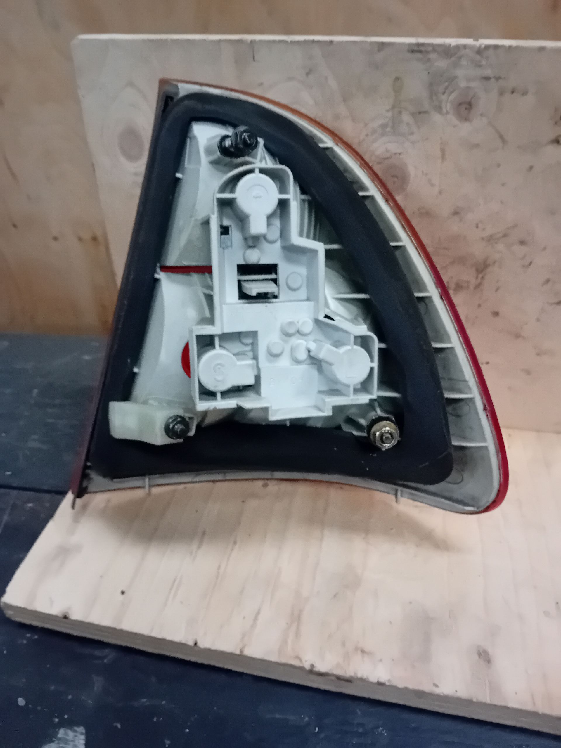 linker achterlicht BMW 3-serie E46 Touring tail light single usado en Menorca foto 2