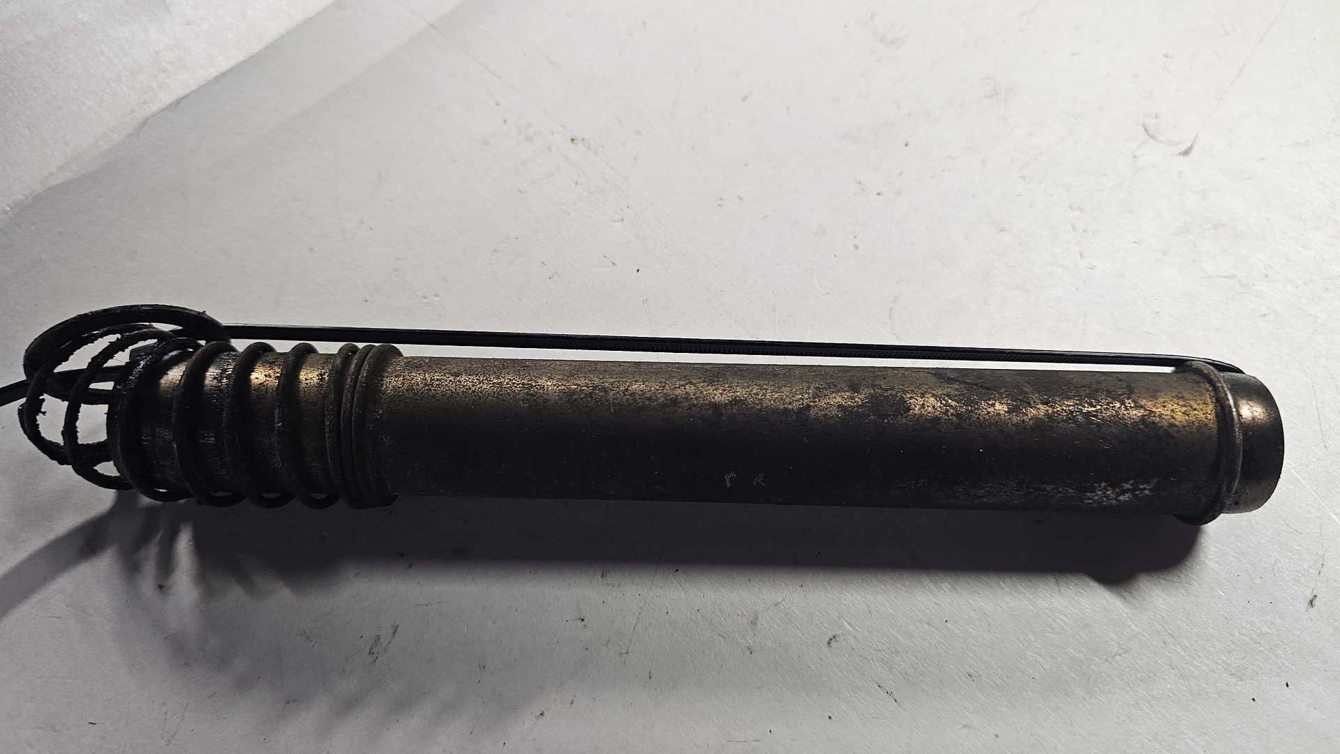 Olie retour pijp motor M20 BMW 3 / 5 / 6 / 7 serie E21 E30 E12 E34 E24 E23 Z1 11151280938 1280938 oil pressure line usado en Menorca