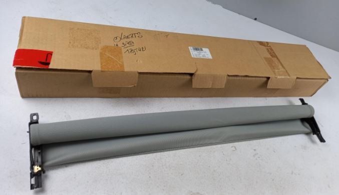 Zonnescherm Sunshades opendak schuifdak Audi A3 Q2 8X0877307AEU5 sunscreen complete set usado en Menorca