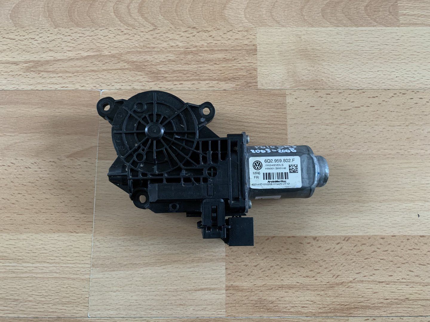 raammotor volkswagen polo 9N3 links 2005 tot 2008 6Q2959802F electric window control engine usado en Menorca