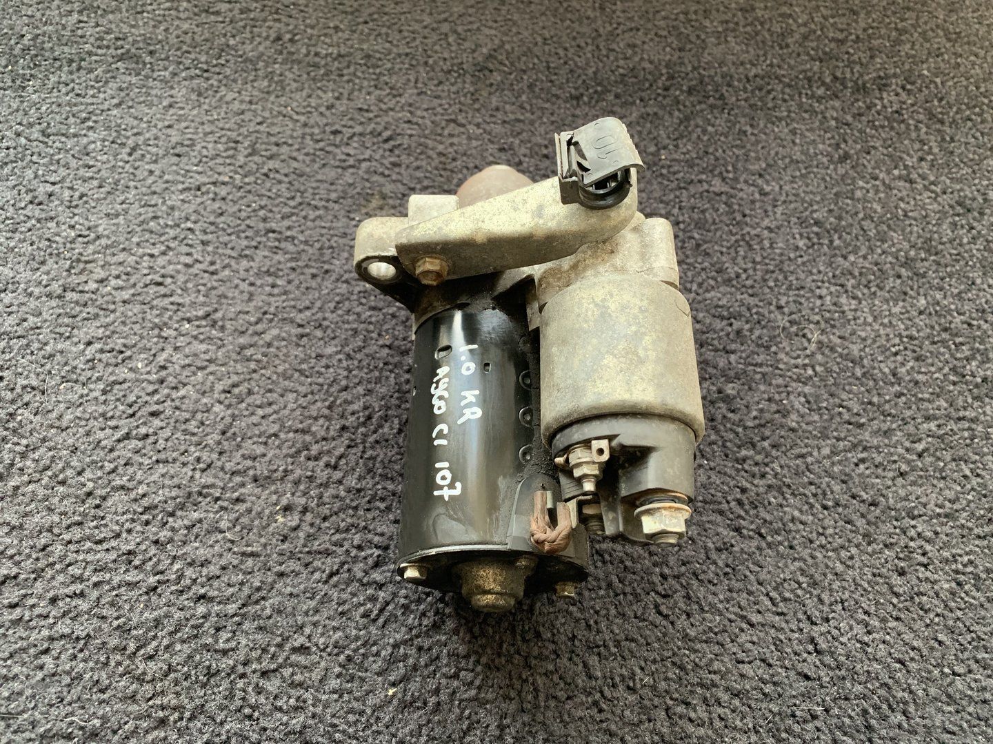 startmotor citroen C1 , Peugeot 107 , toyota aygo 1.0 gasolina starter motor usado en Menorca foto 2
