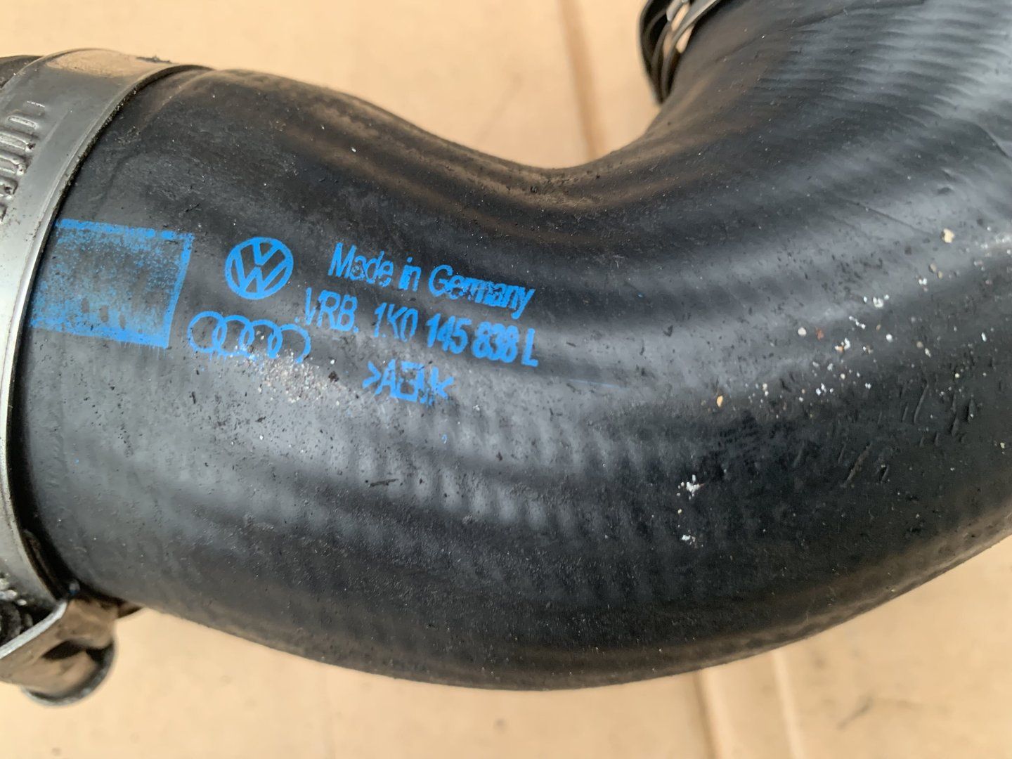 volkswagen 1.4TSI BMY / 1.6TDI CAY slangen / leidingen intercooler hose usado en Menorca foto 17