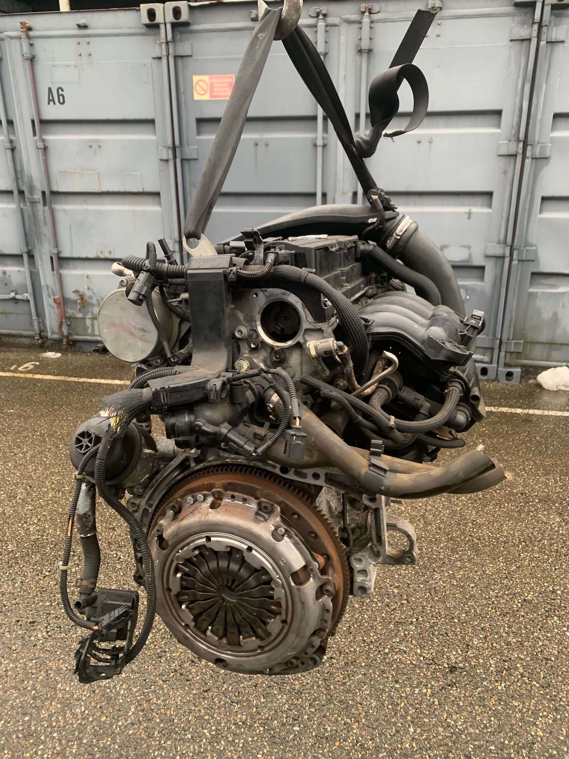 motor peugeot citroen 1.6 turbo THP werking onbekend 5FX engine block bare usado en Menorca foto 4