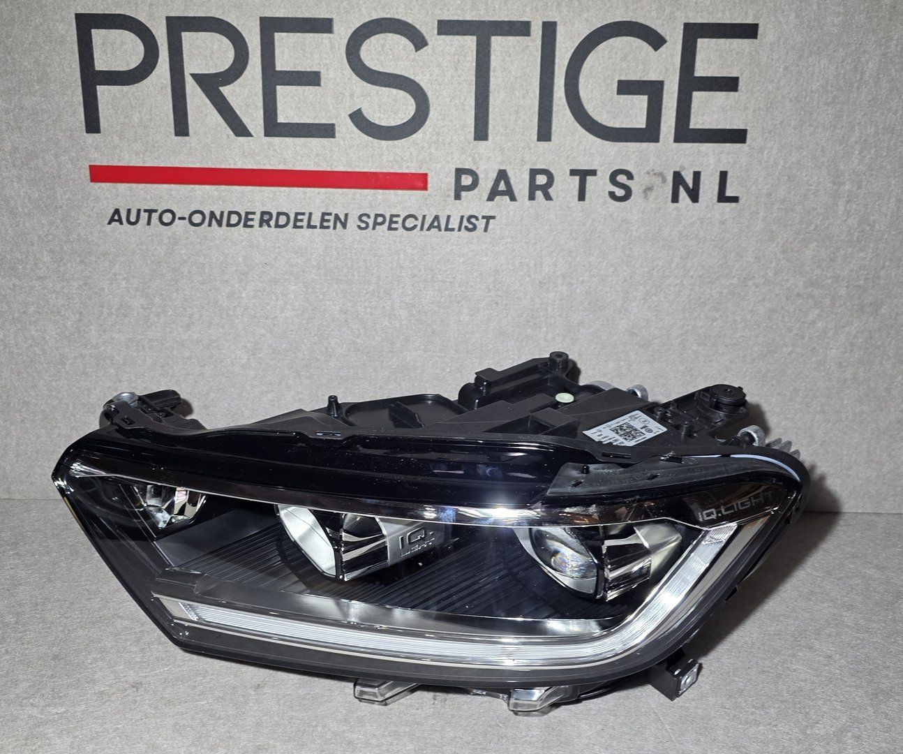 Koplamp VW T-Roc Facelift IQ.LIGHT Vol Led Links 2GA941773R head lamp single usado en Menorca