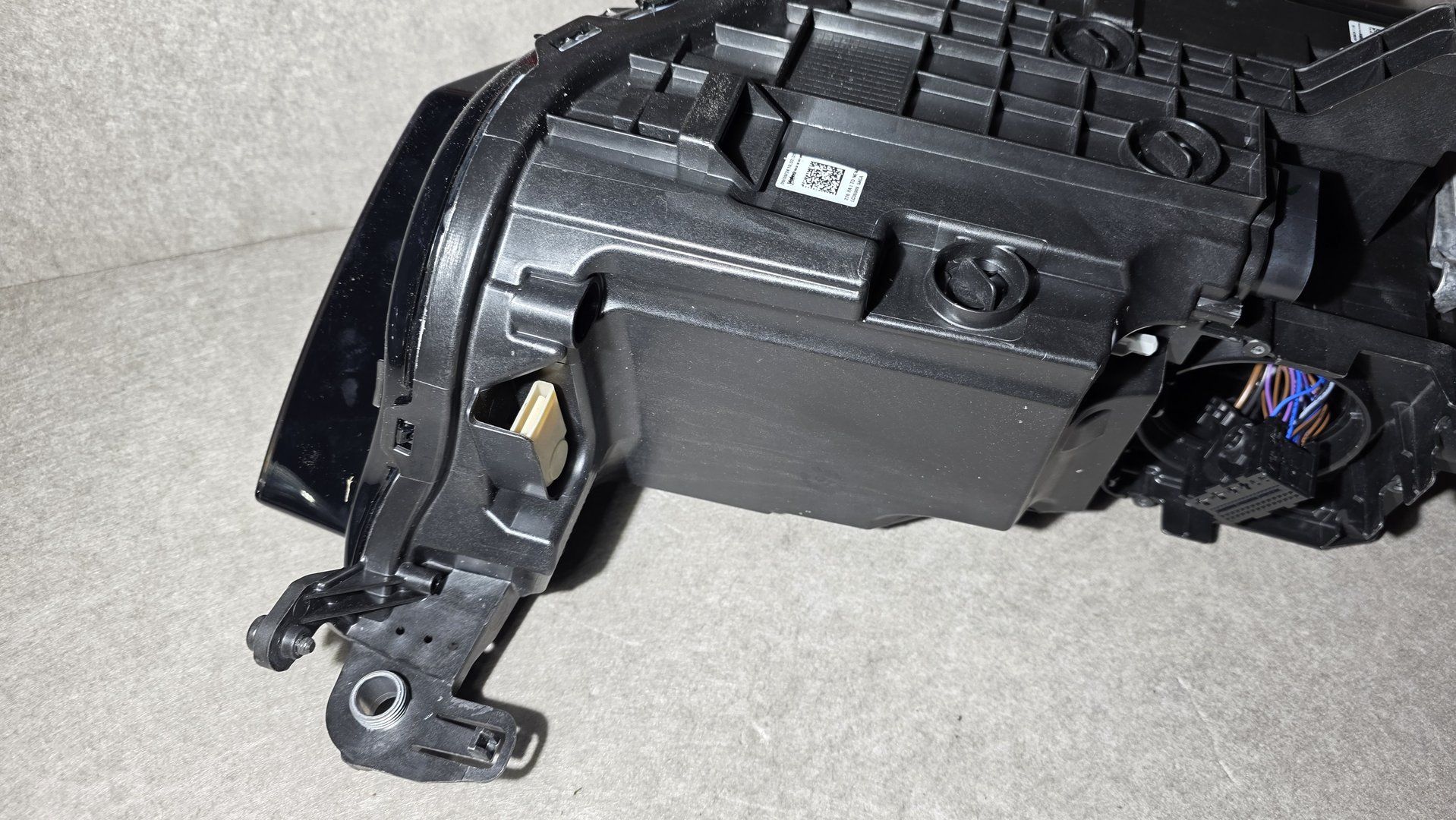 Koplamp VW T-Roc Facelift IQ.LIGHT Vol Led Links 2GA941773R head lamp single usado en Menorca foto 10
