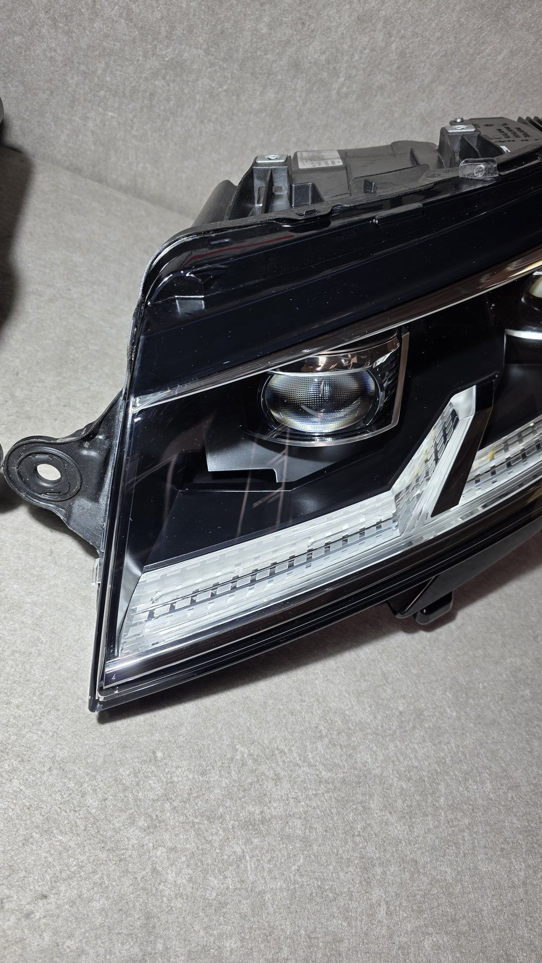 Koplampen VW T6 T6.1 Transporter Voll LED Links & Rechts SET head lamp single usado en Menorca foto 5
