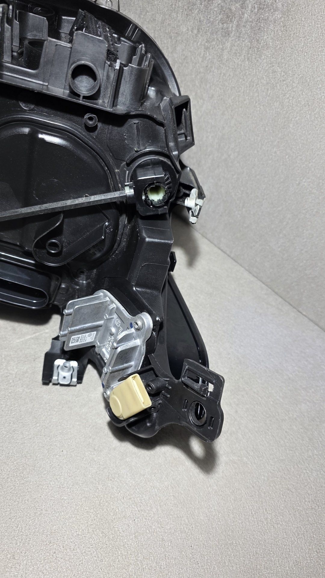Koplamp VW Golf 8 VIII R IQ.LIGHT Voll LED 5H1941035K Links head lamp single usado en Menorca foto 13