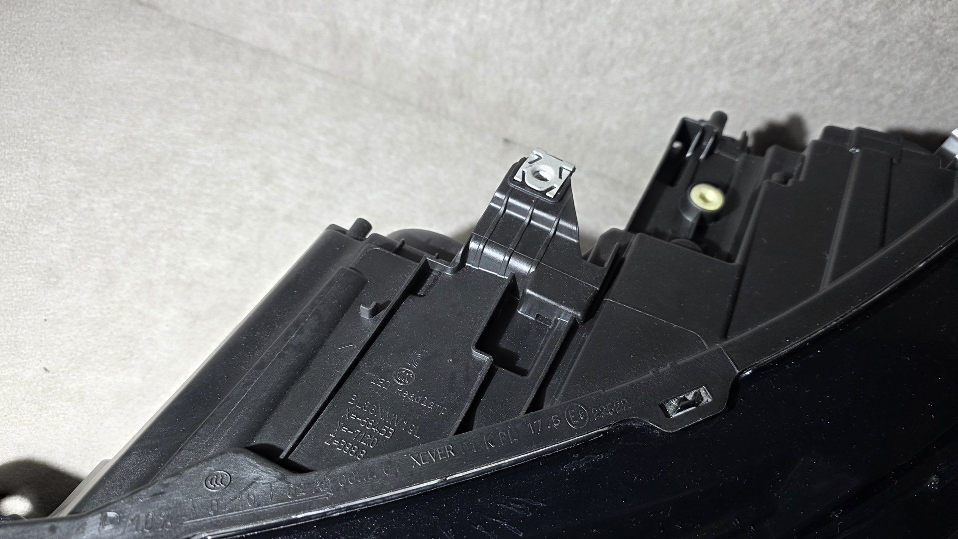 Koplamp VW Golf 8 VIII R IQ.LIGHT Voll LED 5H1941035K Links head lamp single usado en Menorca foto 11
