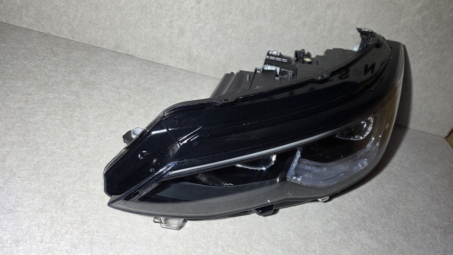 Koplamp VW Golf 8 VIII R IQ.LIGHT Voll LED 5H1941035K Links head lamp single usado en Menorca foto 9