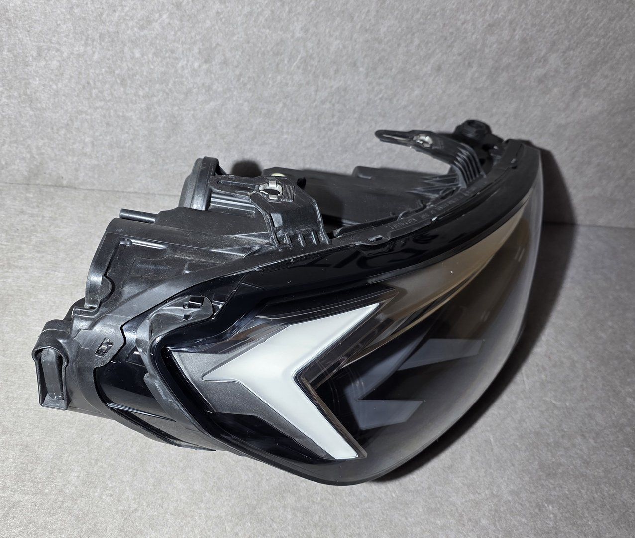 Koplamp Audi A1 82A Voll LED Rechts originalineel 82A941034D head lamp single usado en Menorca foto 6