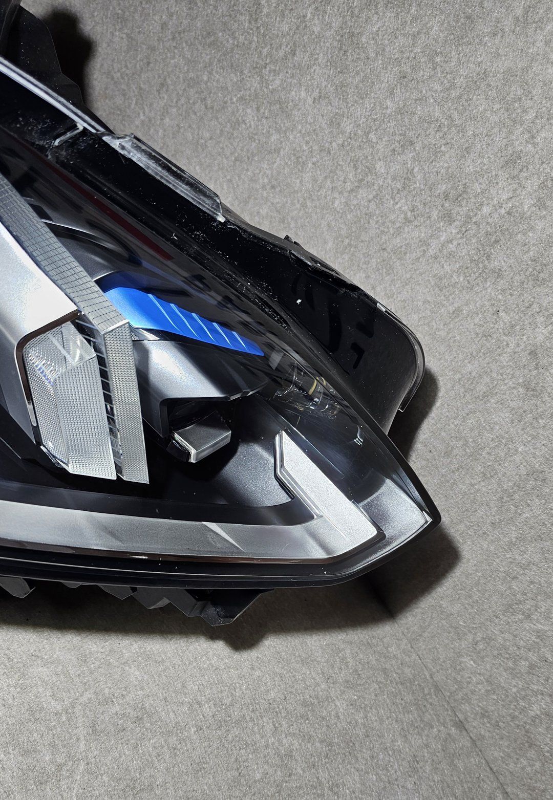 Koplamp BMW 1 Serie F70 F74 LASER VOL LED RECHTS 5A32B54-06 head lamp single usado en Menorca foto 3