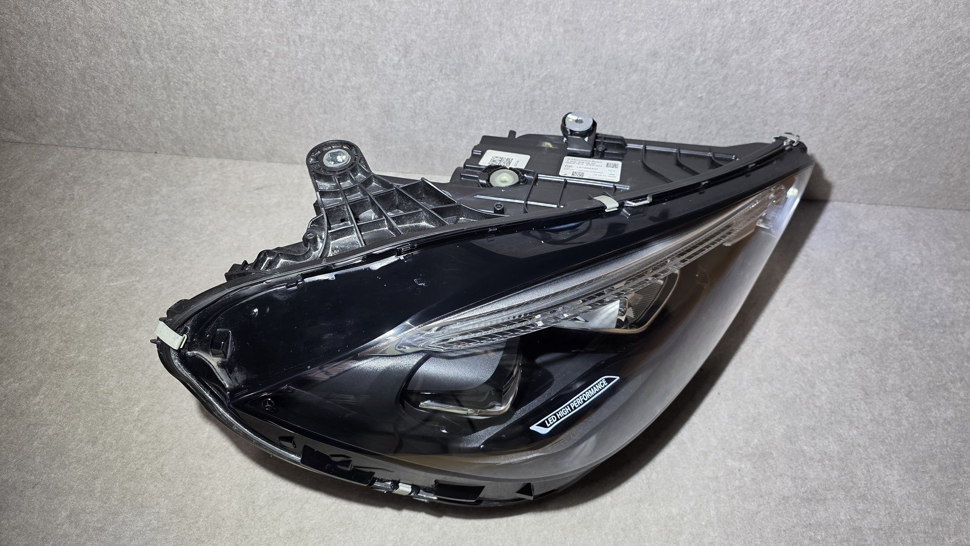 Koplamp W206 HIGH PERFORMANCE VOLL LED Rechts A2069060803 head lamp single usado en Menorca foto 7