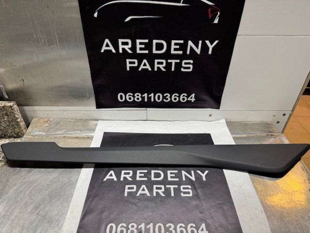 Audi A6 C8 A7 4K Zijpaneel Middenconsole Rechts 4K0863306 centre console usado en Menorca