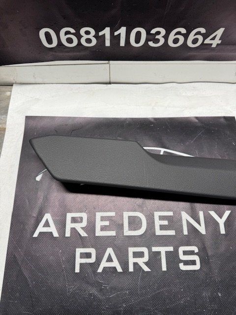 Audi A6 C8 A7 4K Zijpaneel Middenconsole Rechts 4K0863306 centre console usado en Menorca foto 4
