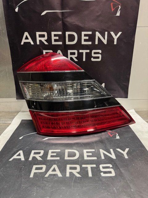 Mercedes S Clase W221 Achterlicht Links 9197 A2218200164 tail light single usado en Menorca