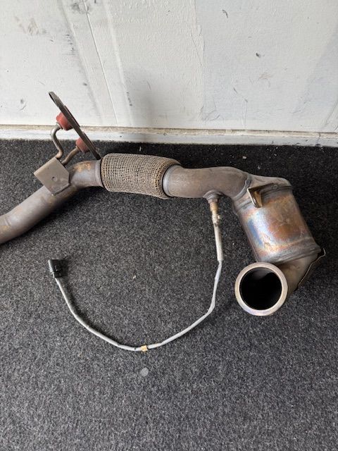 Volkswagen Audi Seat VAG Catalizador completo 5Q0131701P catalytic converter usado en Menorca