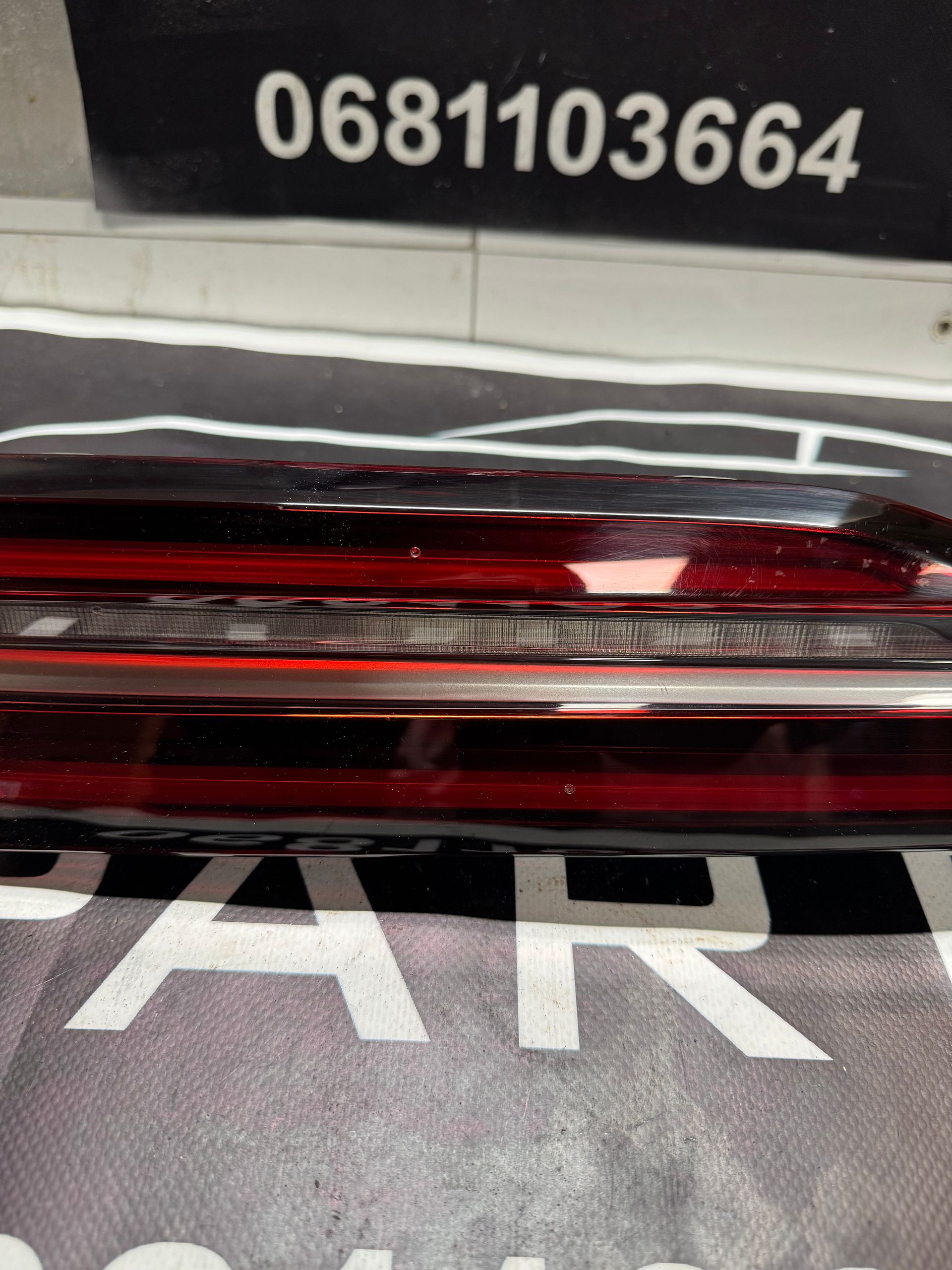 BMW 5 Serie G60 G61 Achterlicht Links Binnen H75A01AD113 tail light single usado en Menorca foto 3
