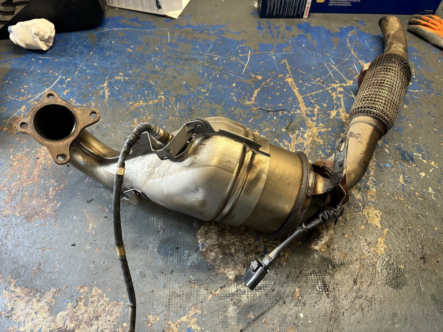 Audi A1 (8X1/8XK) Catalizador 6R0254200AX catalytic converter usado en Menorca