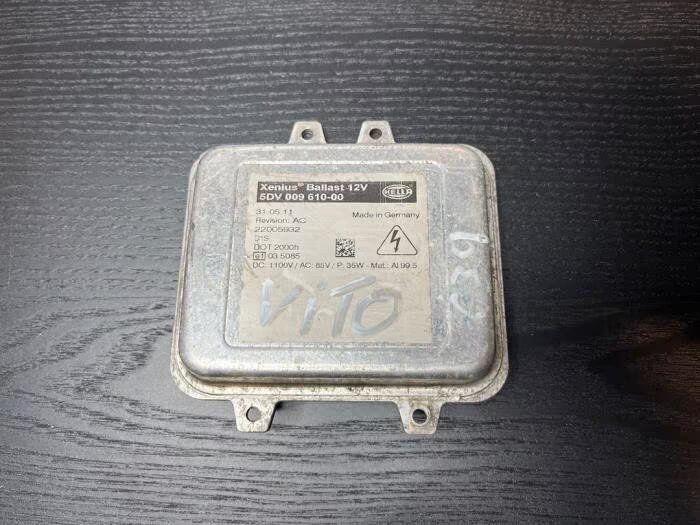 Xenon module van een Mercedes Vito xenon starter usado en Menorca foto 3