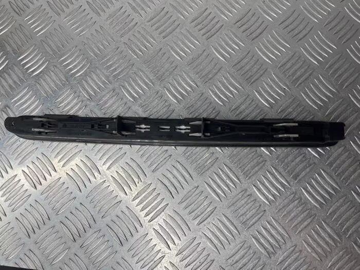 Extra Remlicht midden van een Mercedes E-Clase other lighting usado en Menorca foto 5