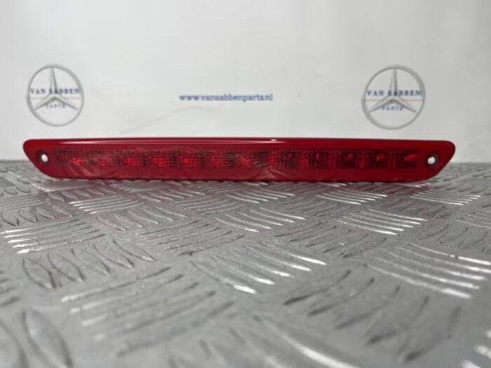 Extra Remlicht midden van een Mercedes Sprinter other lighting usado en Menorca