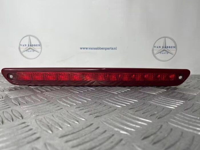 Extra Remlicht midden van een Mercedes Sprinter other lighting usado en Menorca