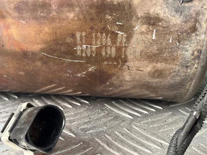 Catalizador van een Mercedes C-Clase catalytic converter usado en Menorca foto 2