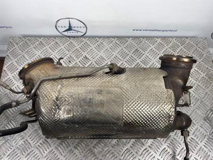 Catalizador van een Mercedes Sprinter catalytic converter usado en Menorca