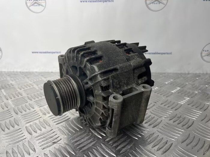 Dynamo van een Mercedes Sprinter dynamo usado en Menorca foto 5