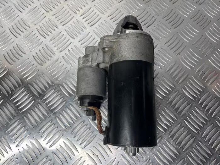 Startmotor van een Mercedes Vito starter motor usado en Menorca foto 6