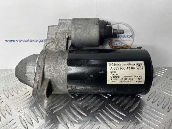 Startmotor van een Mercedes Vito starter motor usado en Menorca
