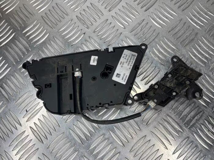 Stoelverstellings Schakelaar van een Mercedes S-Clase seat adjustment lever usado en Menorca foto 3
