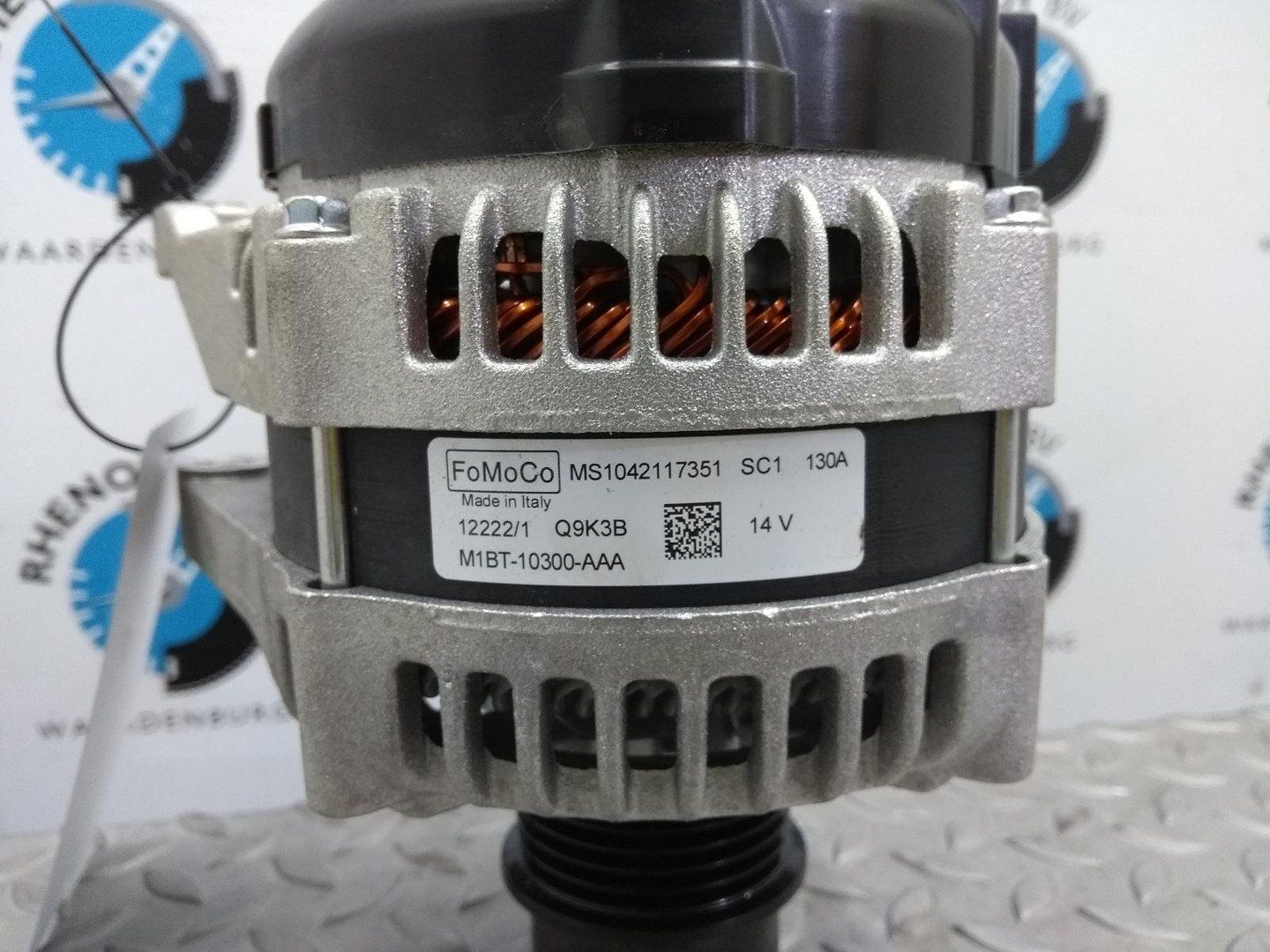 FORD dynamo usado en Menorca foto 3