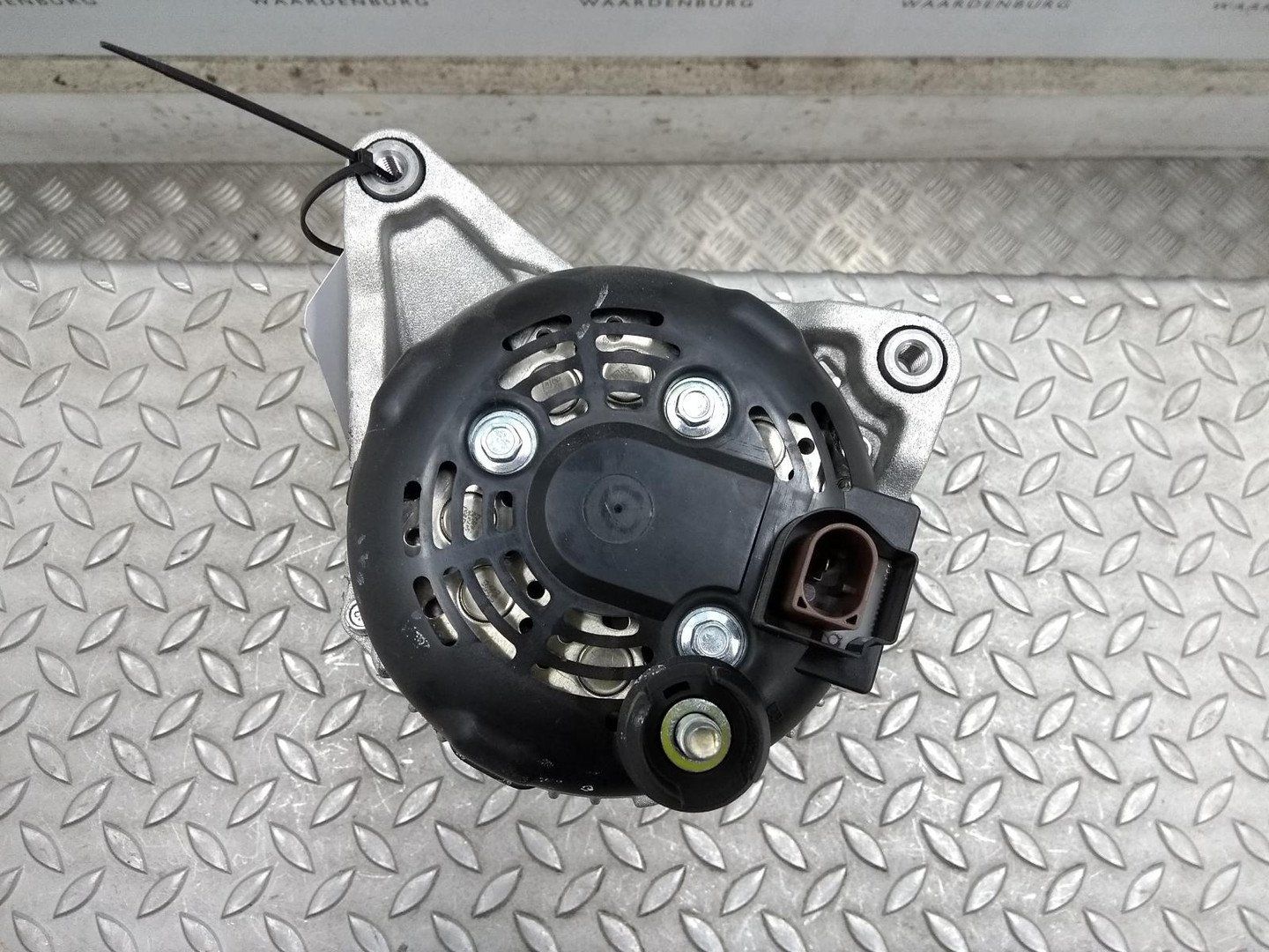 FORD dynamo usado en Menorca foto 2