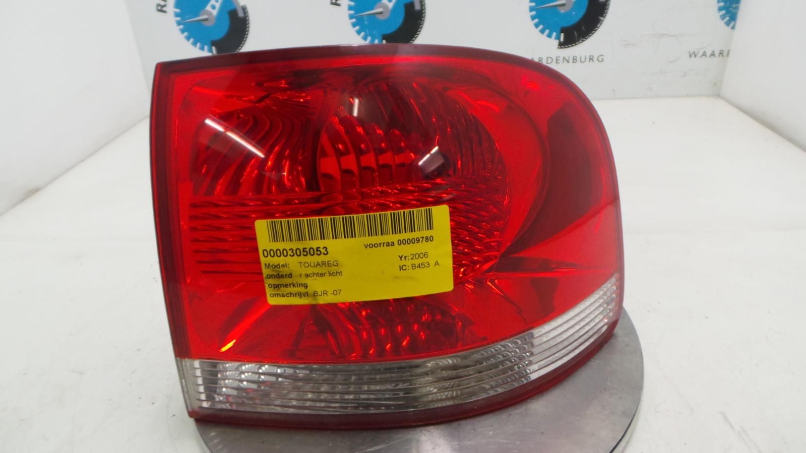 VOLKSWAGEN tail light single usado en Menorca foto 2