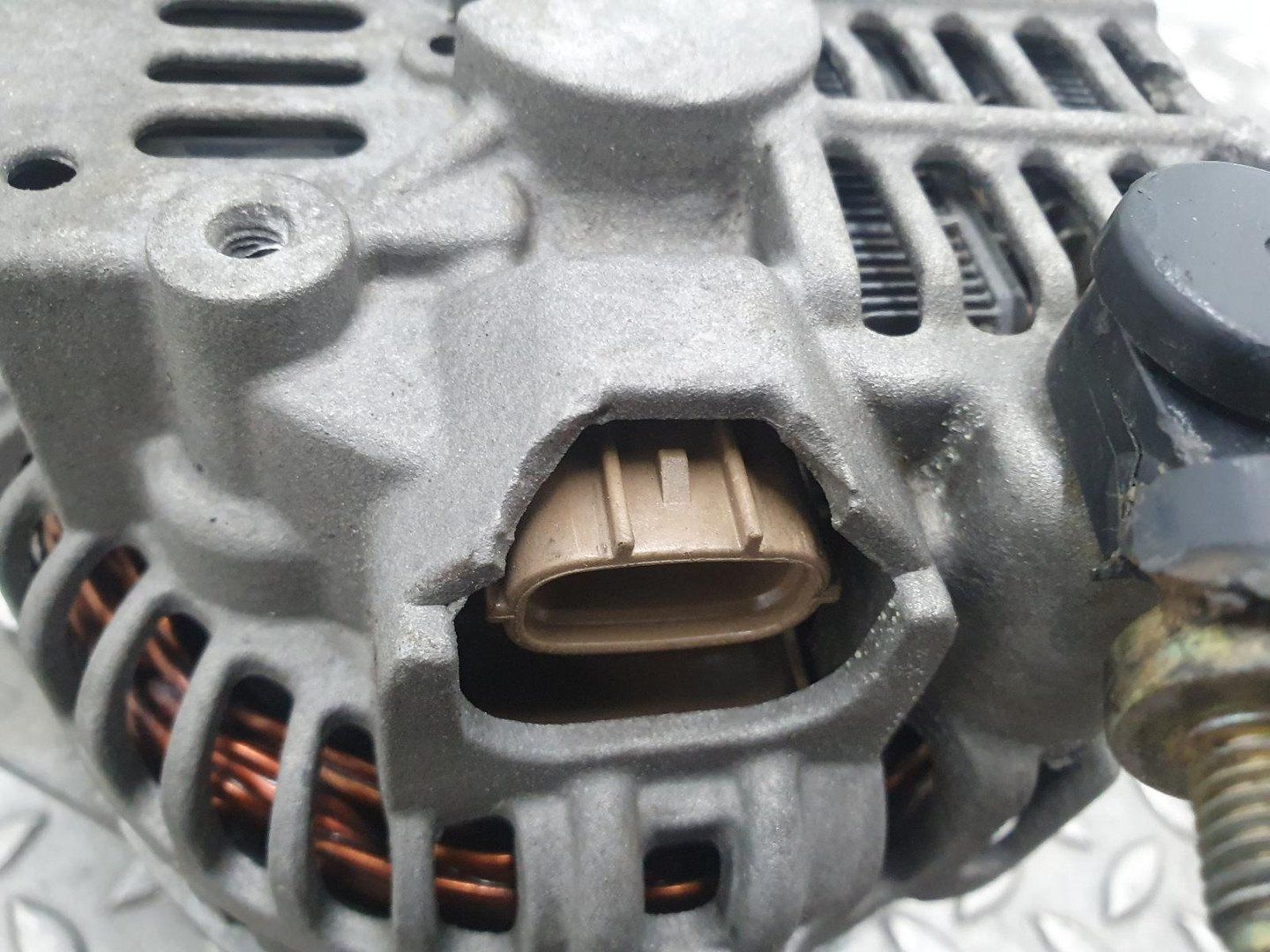 NISSAN dynamo usado en Menorca foto 2