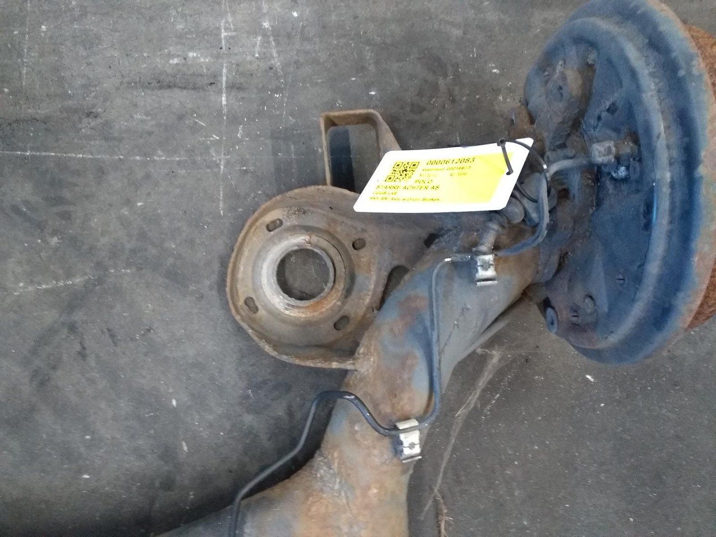 VOLKSWAGEN rear axle usado en Menorca foto 5