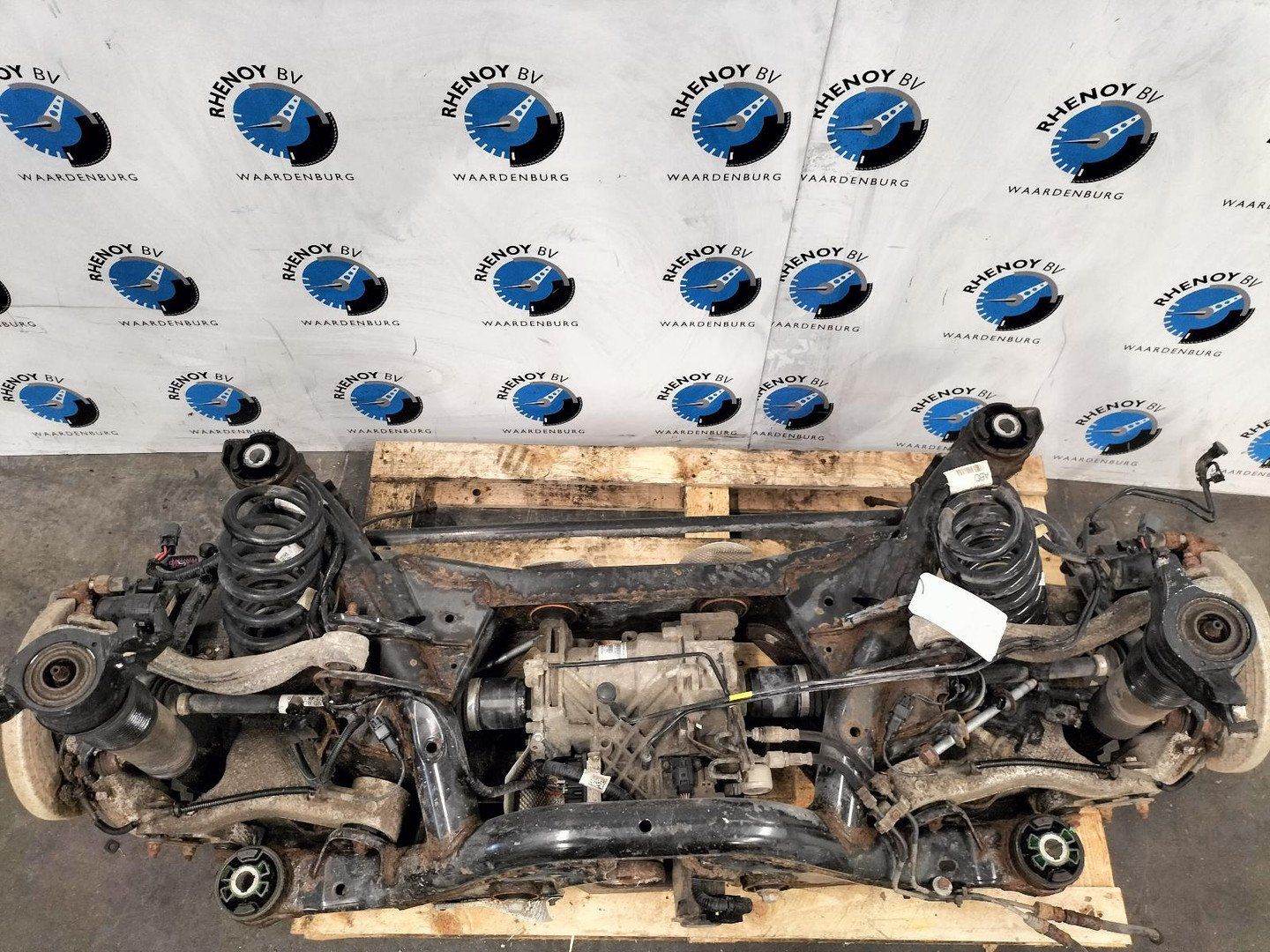 LANDROVER wheel suspension complete usado en Menorca